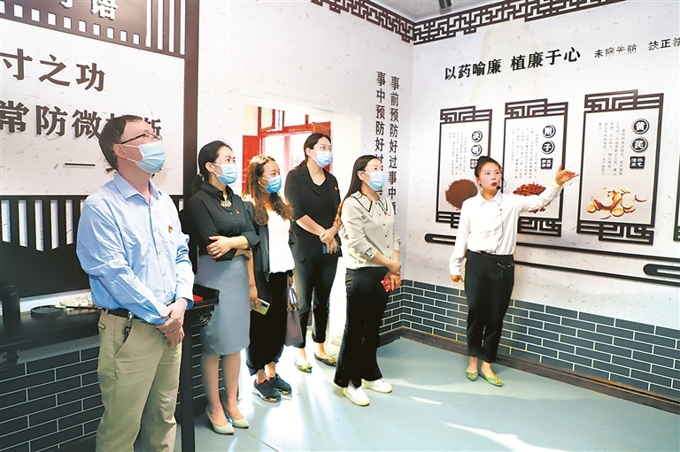 1647502542141938.jpg 2.jpg